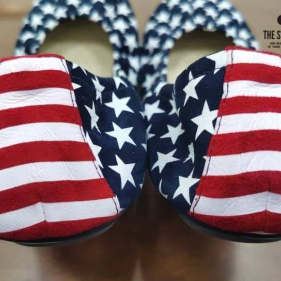 Storehouse Flats Stars and Stripes - Picture 3 of 4